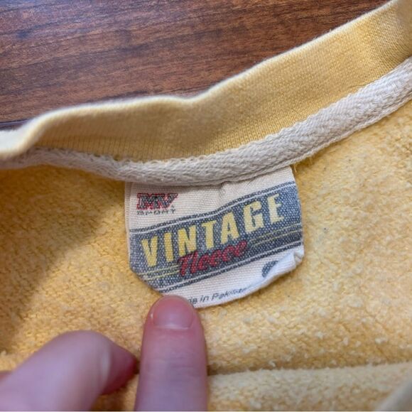 Aspen Colorado yellow crewneck sweatshirt - Picture 4 of 5